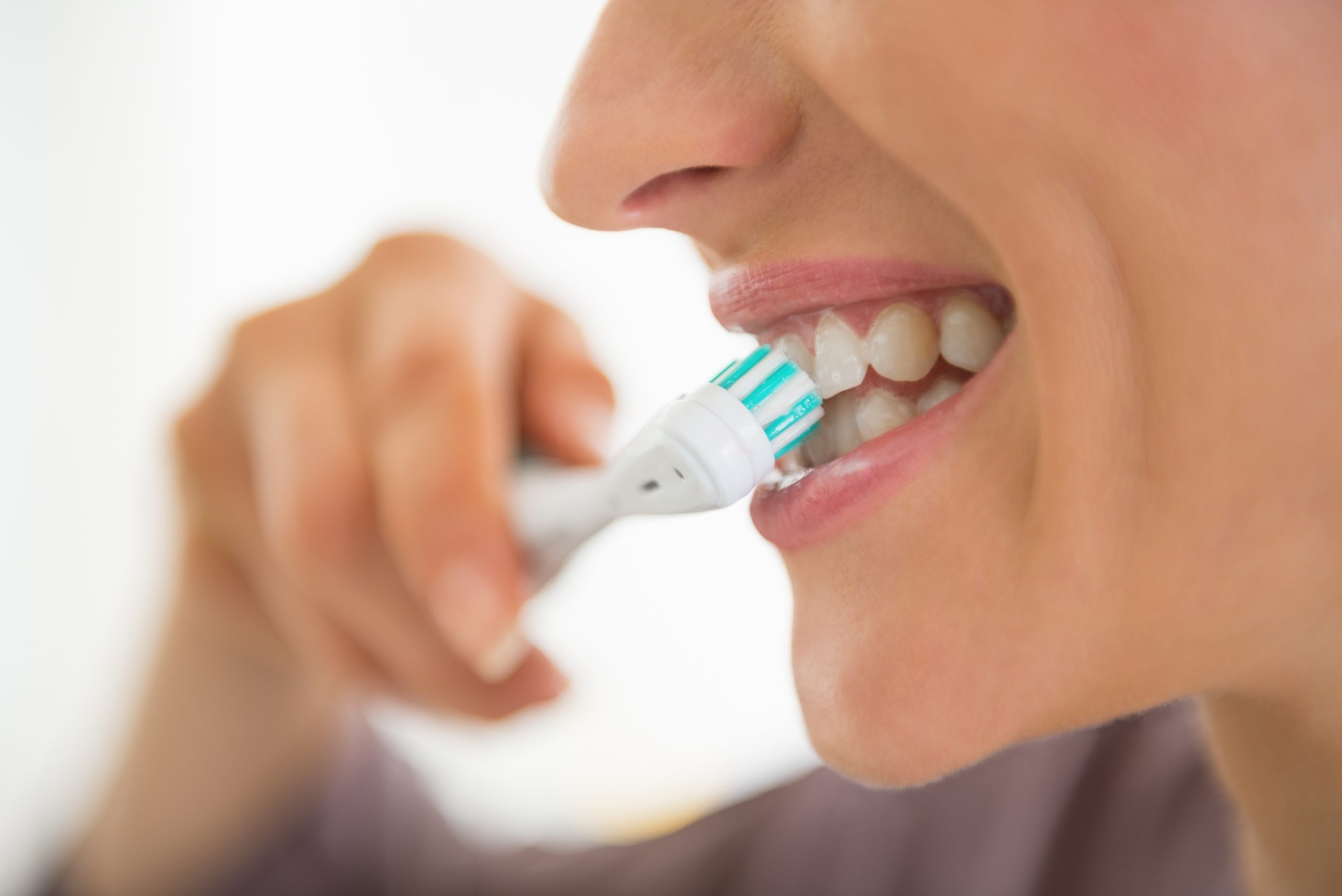 Birk, Nölting entkräften die 6 größten Zahnpflege-Mythen